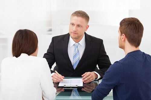 Couple dividing assets during mediation